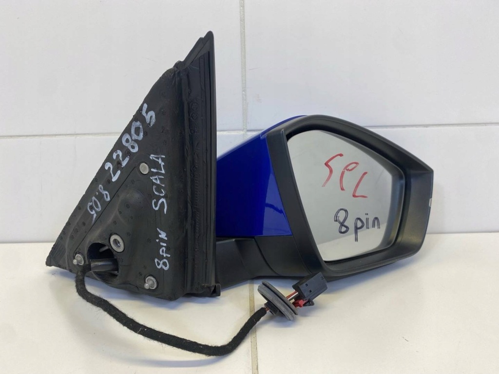 Зеркало наружное правая сторона skoda scala 2020 654857934 Киев