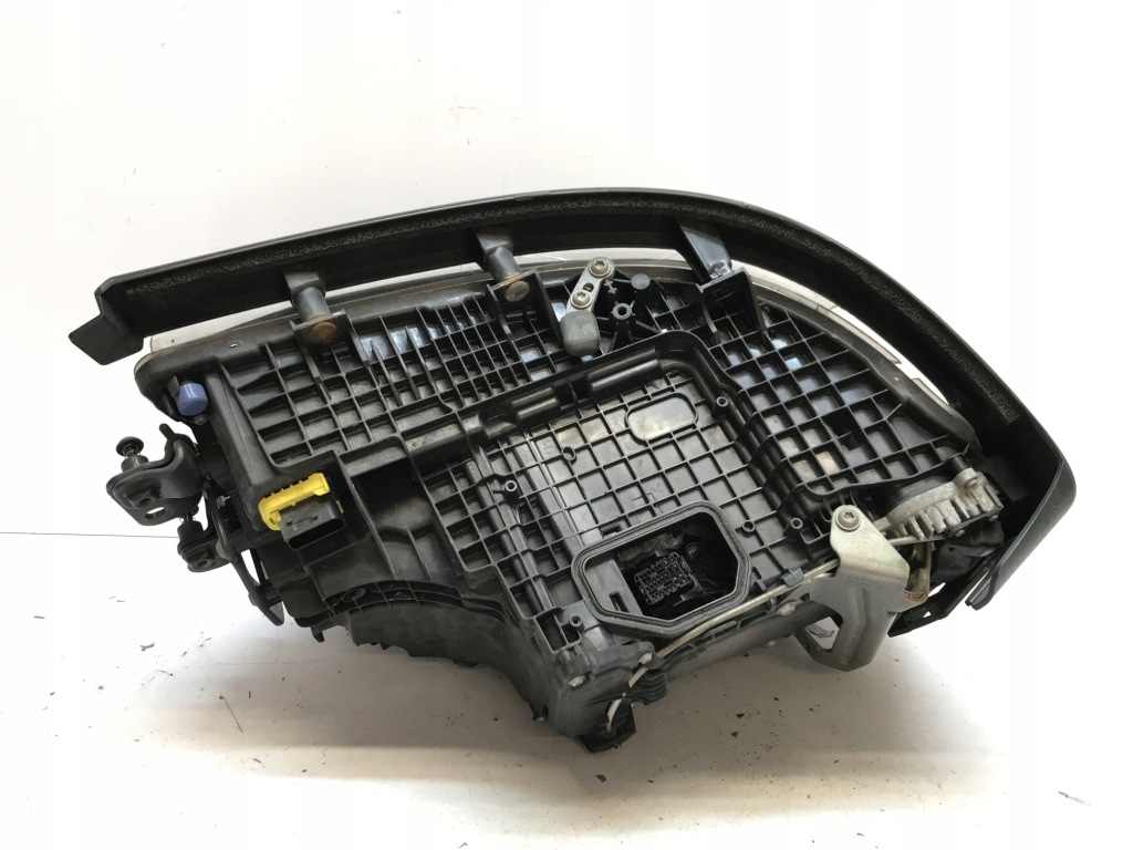 Фара левая перед full led scania r s 2674390 Недорого