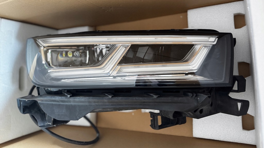 фото №9, Audi q5 80a s-line капот бампер лампы matrix kompletny перед lx7b