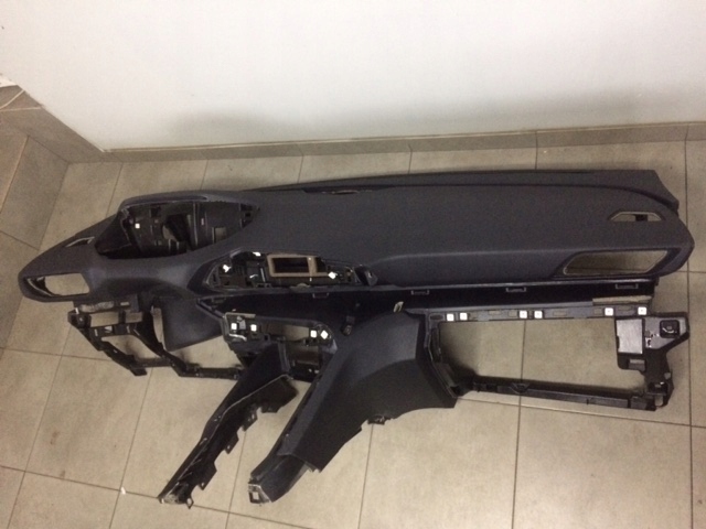 фото №1, Peugeot 3008 ii 5008 ii приборная панель консоль