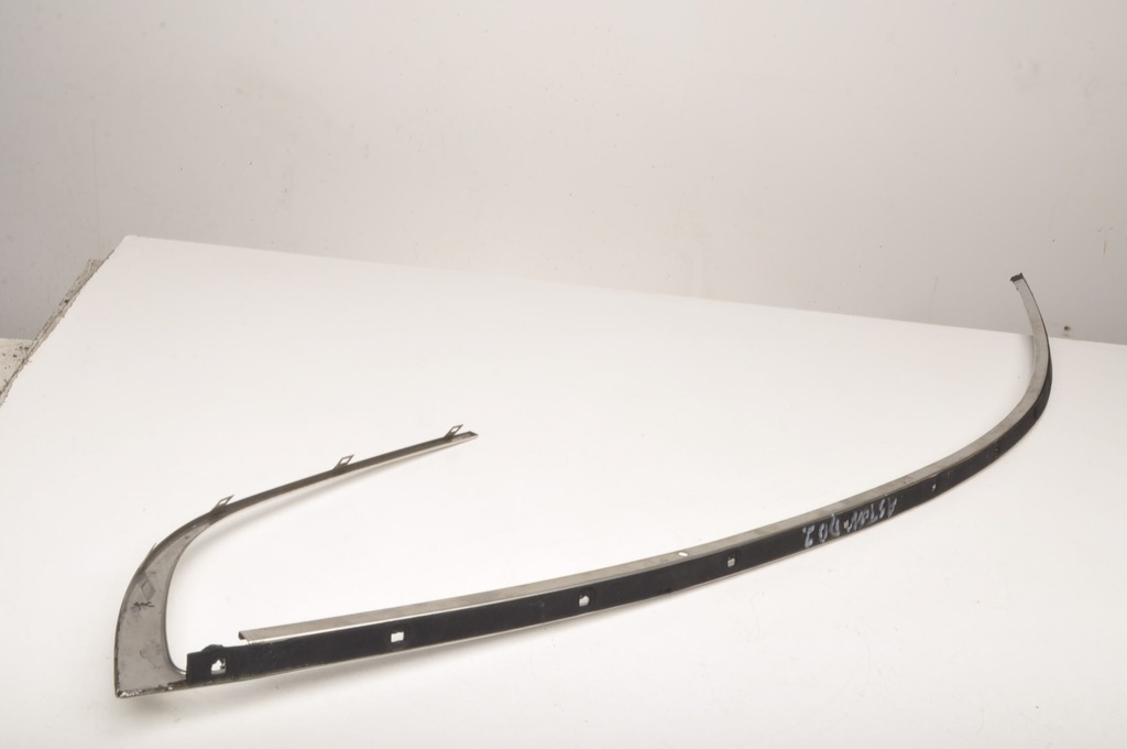 фото №10, Aston martin db9 молдинг дах дахова права