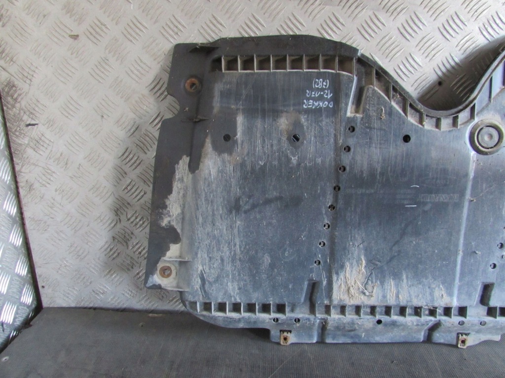 Накладка двигателя нижняя dacia dokker 12-17r 758908453r Доставка