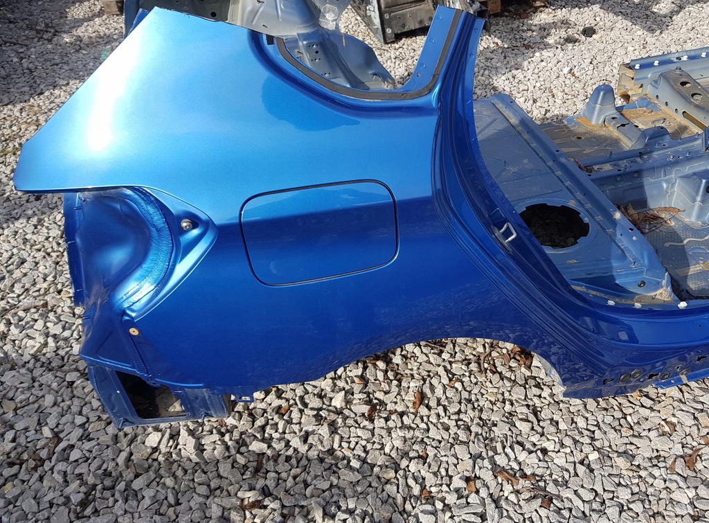 фото №1, Bmw f45 active tourer чверть права крила задня