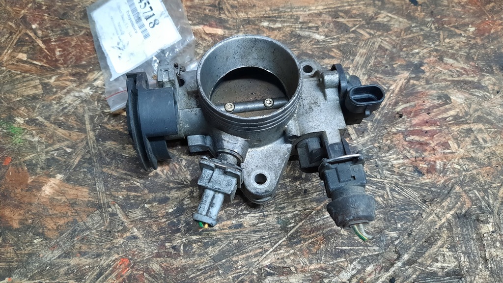 фото №1, Дроссельная заслонка citroen xsara picasso 1.6b 01r