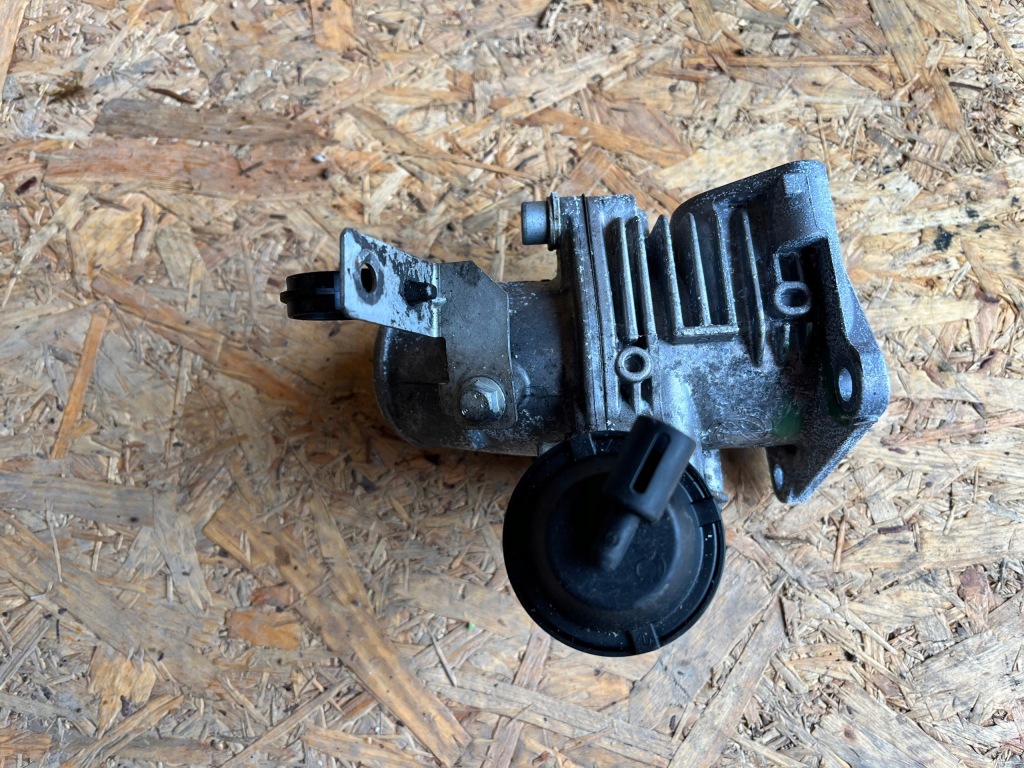 фото №1, Дроссельная заслонка alfa romeo 147 1.9jtd