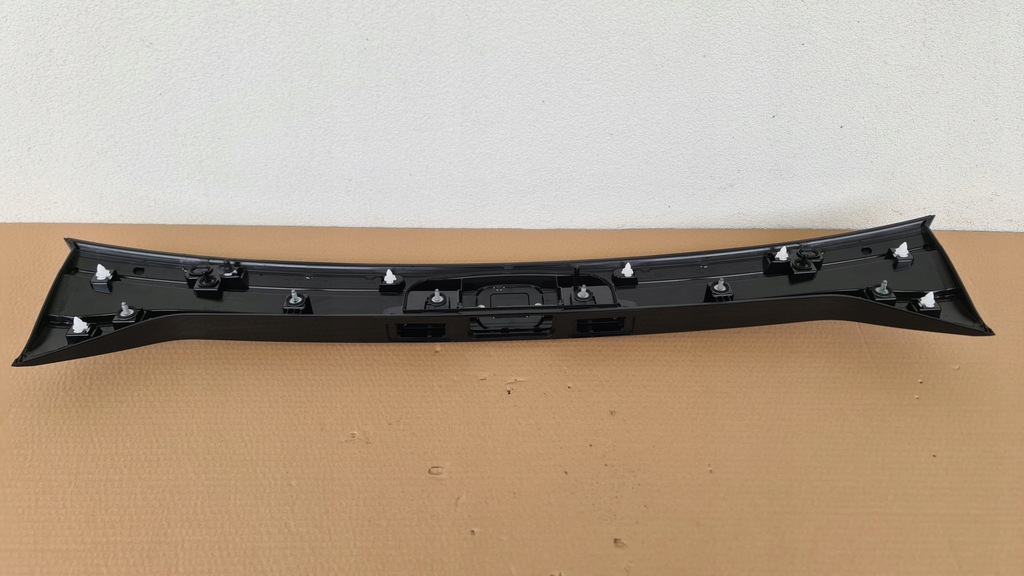 фото №9, Накладка кришки багажника vw t-cross 2gm827577h