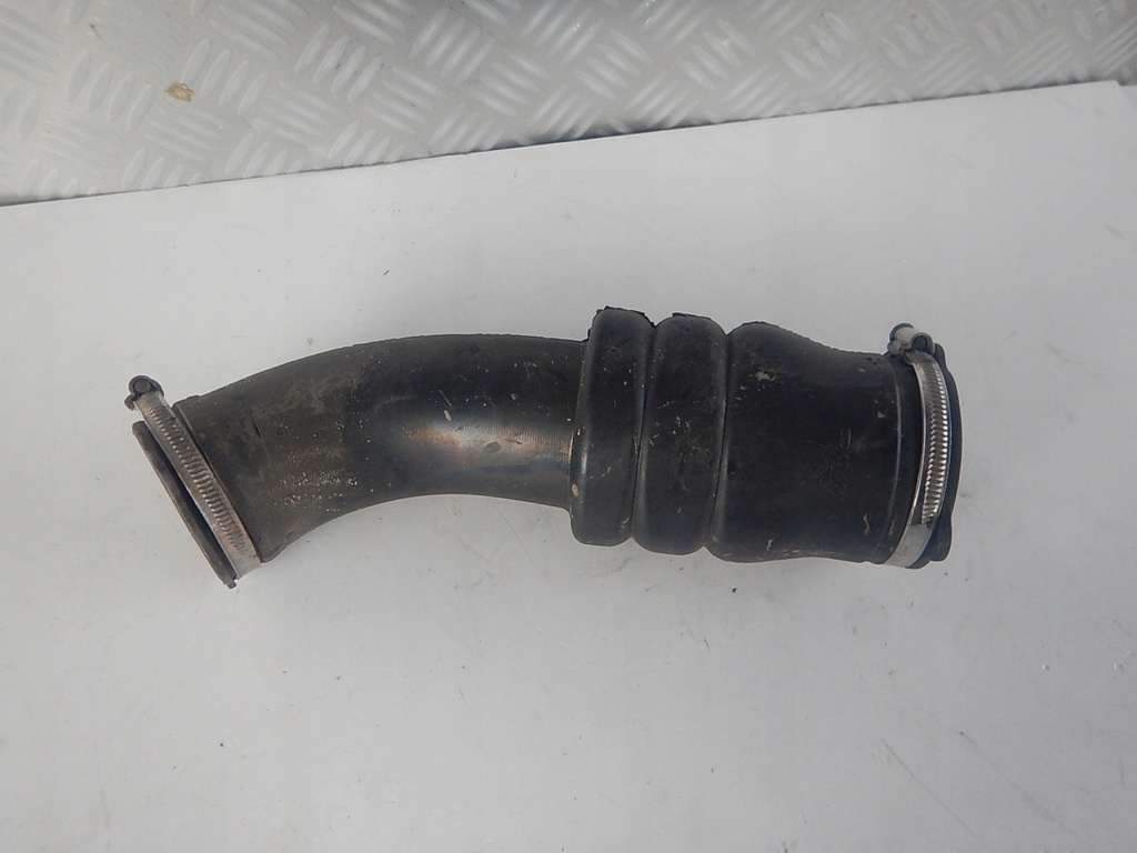 фото №1, Volvo c30 s40 v50 2.5t t5 шланг трубка воздухозаборник