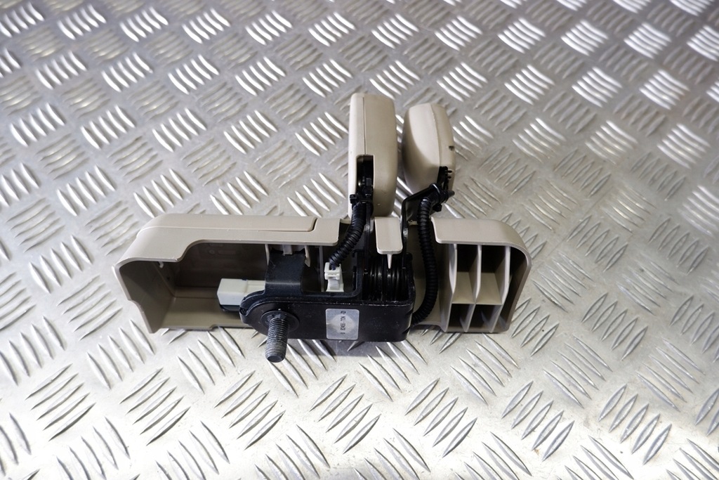 фото №8, Пряжка заднего правого сиденья honda cr-v iv rm_ 82455tonq1 2.2l дизель