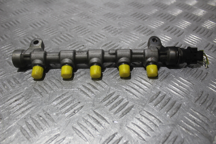 фото №1, Молдинг упорскування kia ceed ii 1.6crdi