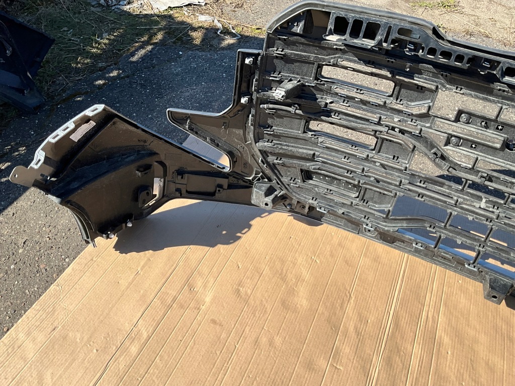 фото №9, Бампер gmc sierra 22- решётка радиатора эмблема камера электропроводка решётки sprysk oryg