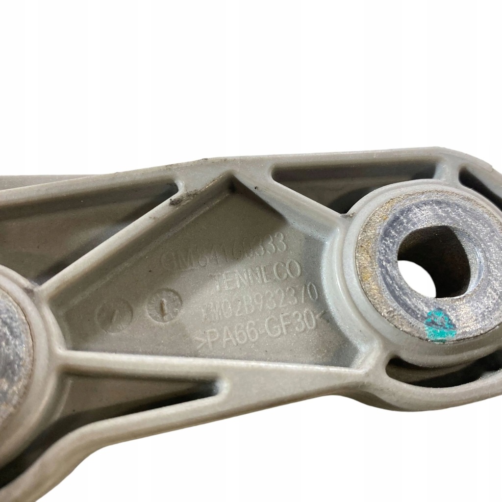 фото №5, Chevrolet traverse ii 2020 ліва сторона кронштейн / кронштейн глушника