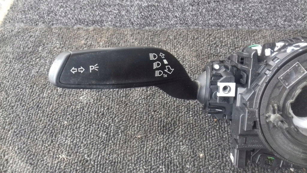 фото №8, Перемикач комбінований 8v0953521bm audi a3 8v