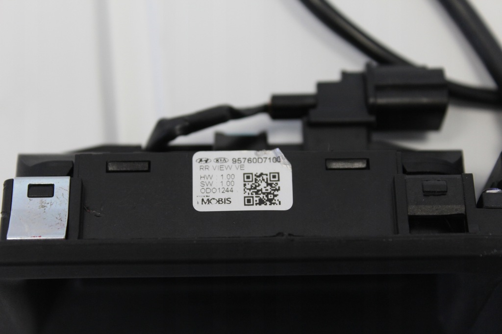 фото №6, Камера заднего вида микровыключатель hyundai tucson iii lift 95760-d7100