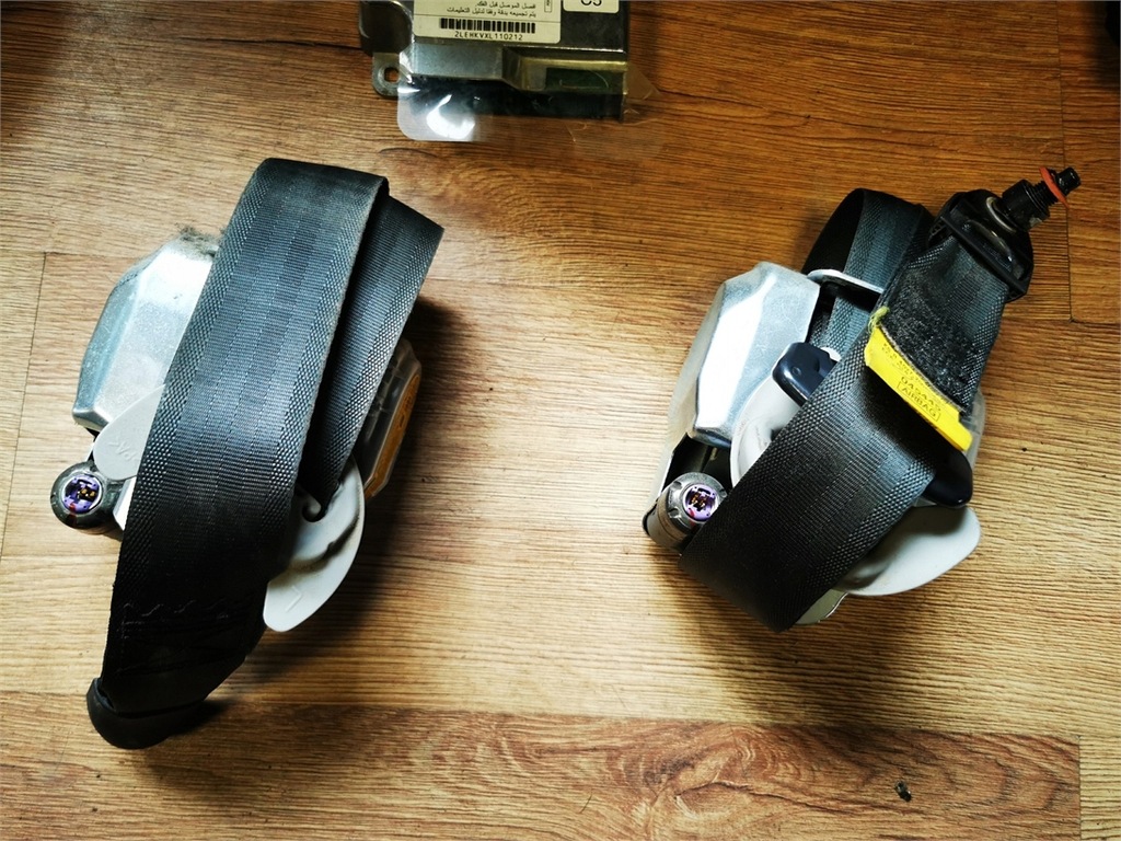 фото №11, Hyundai i30 07-10 приборная панель консоль подушки безопасности натяжители