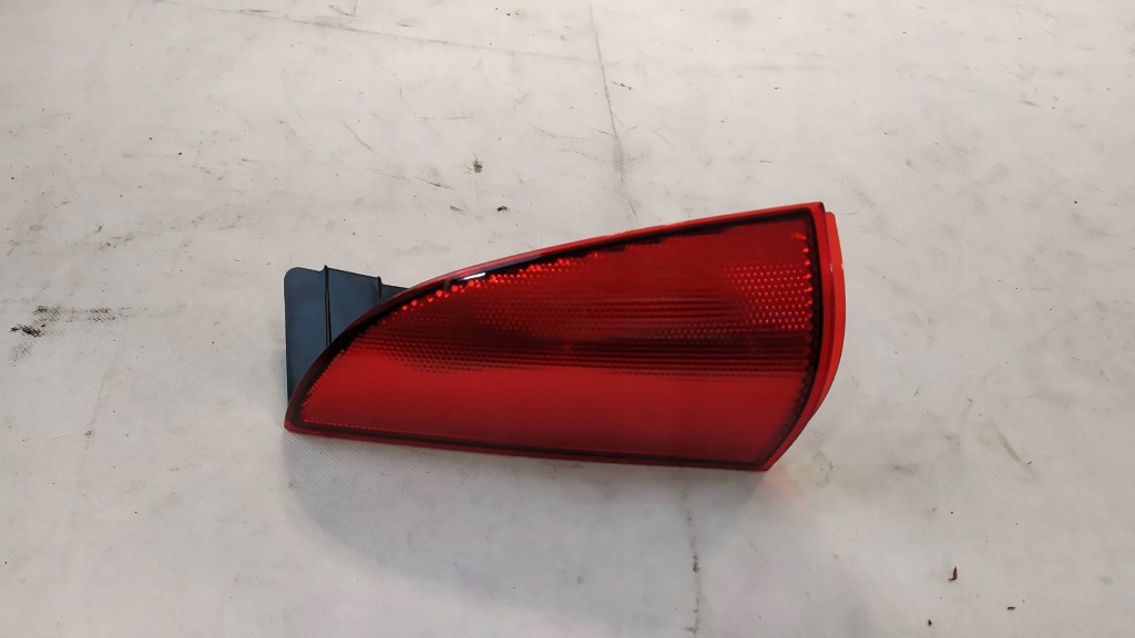 фото №8, Відбивач лампа правий задня nowa mercedes vito viano w639