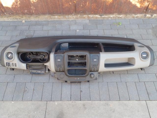 фото №1, Приборная панель приборная консоль renault trafic iii 14-