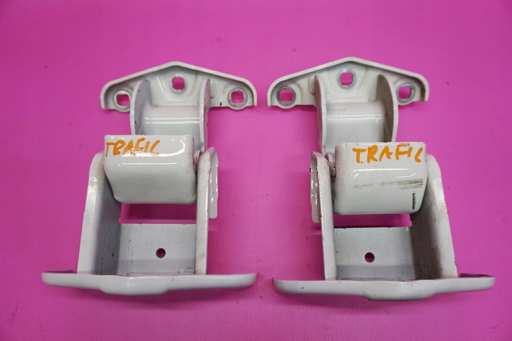 фото №3, Петли дверь правое задние renault trafic iii lift