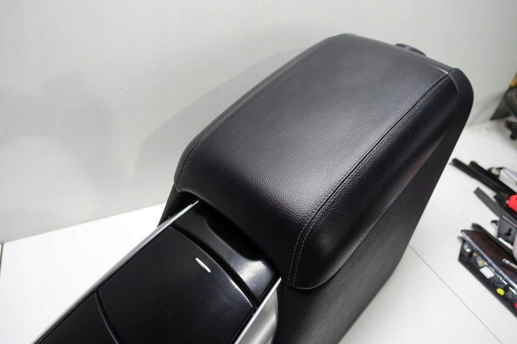 фото №4, Mercedes w251 підлокітник тунель бардачок r-klasa