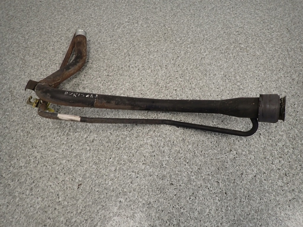 фото №5, Toyota auris 07- 1.4 d4d труба заливної пального