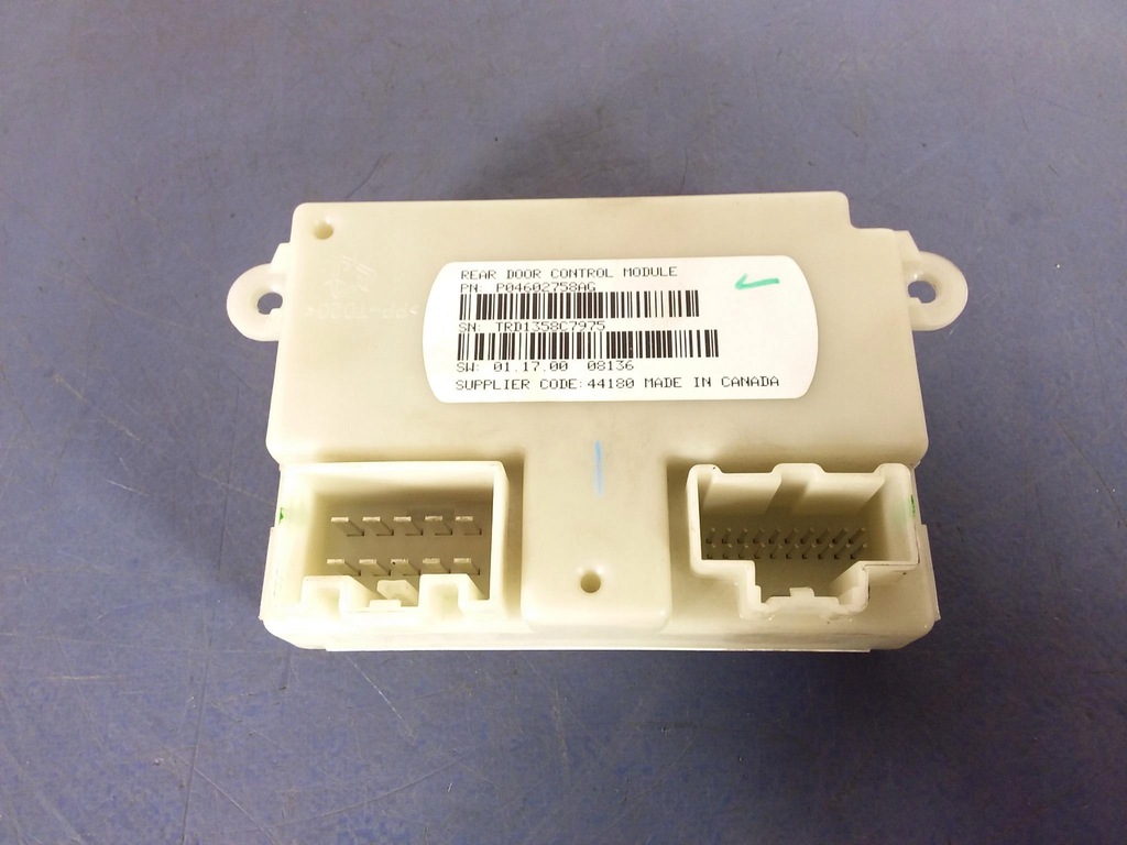 фото №1, Chrysler town country v модуль дверь задняя правый