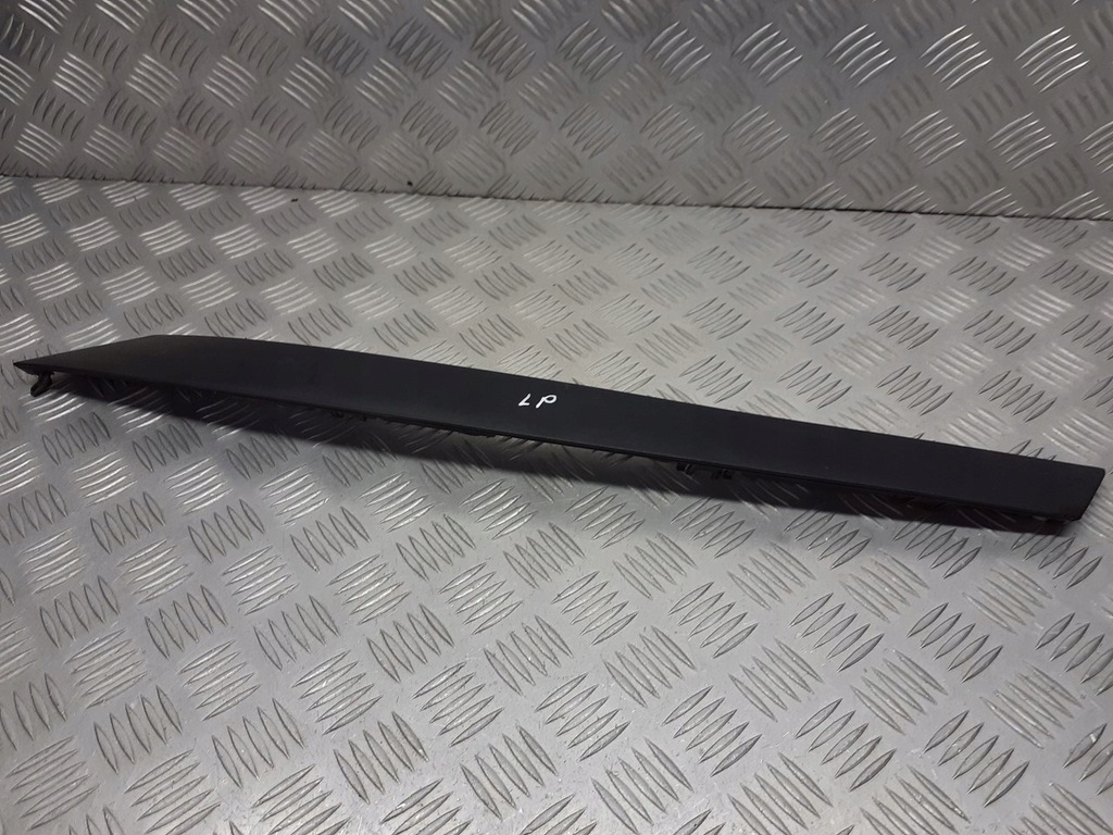 фото №1, Молдинг крыла левый перед renault espace iv 3.0 dci 8200101053