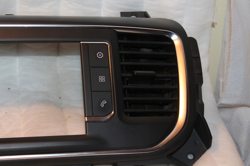 фото №3, Молдинг dekor w панель toyota proace рамка радіо дисплея решітка дифузор