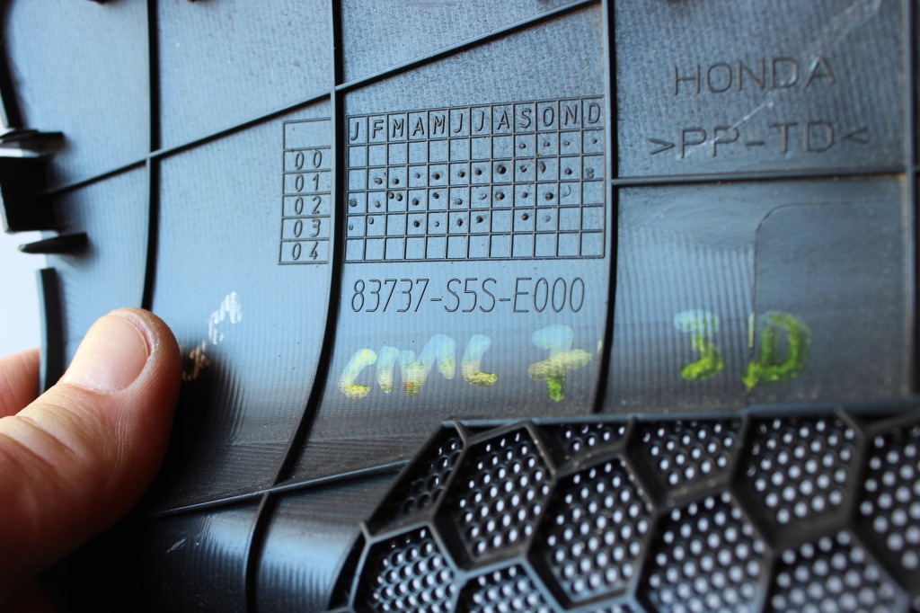 фото №4, Honda civic vii 2003 r 3d -защита заглушка динамика