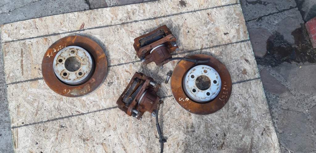 фото №1, Суппорт jeep cherokee liberty 2010 kk