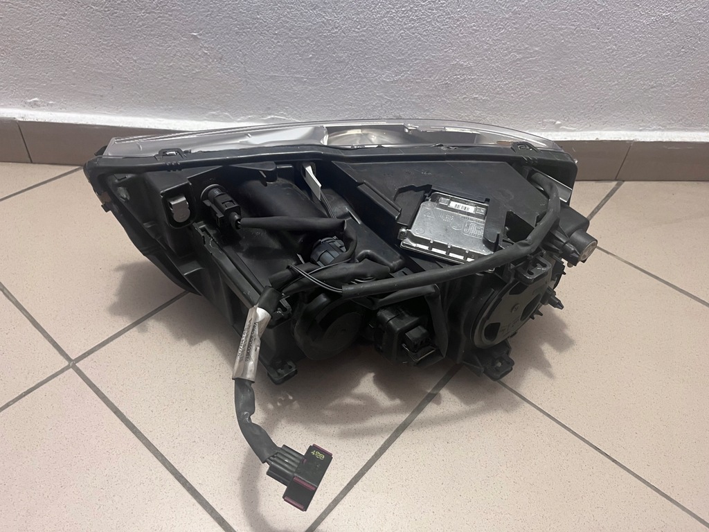 фото №15, Лампа передняя перед левая volvo xc90 xc-90 i 1 lift ксенон 06- 31111845