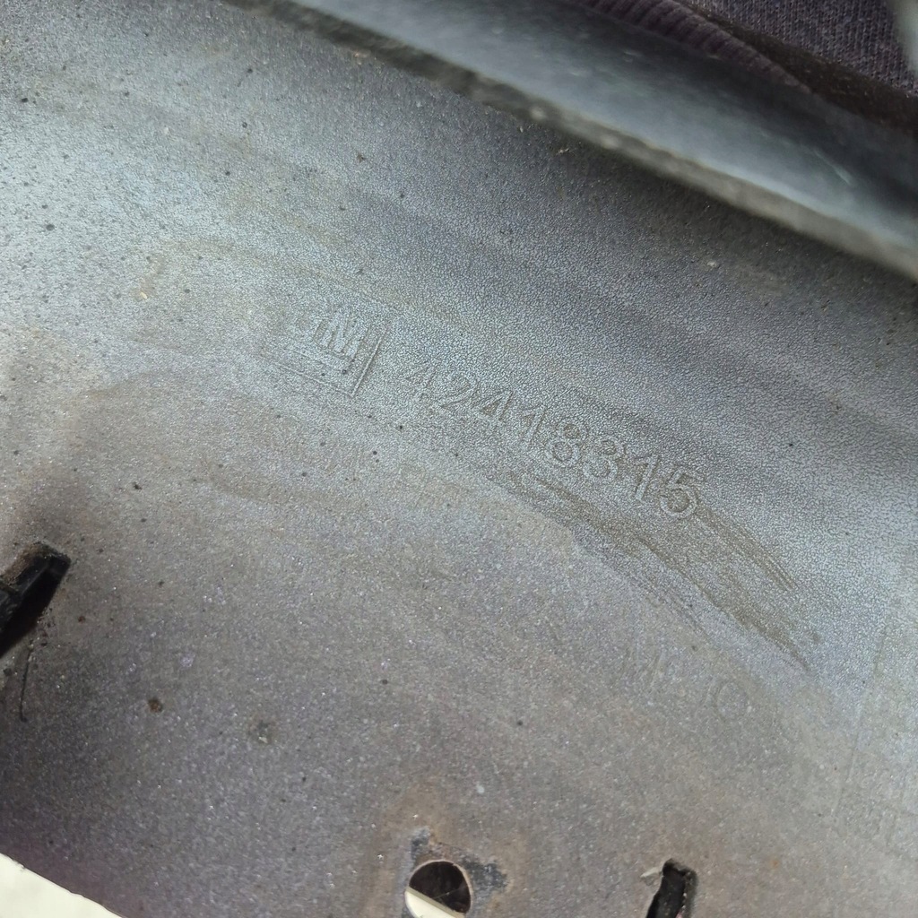 фото №12, Opel karl 14-19 бампер перед передній спойлер решітка 42418315