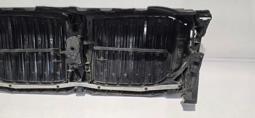 Купити Жалюзі впуск повітря bmw x7 g07 18- оригінал 226775