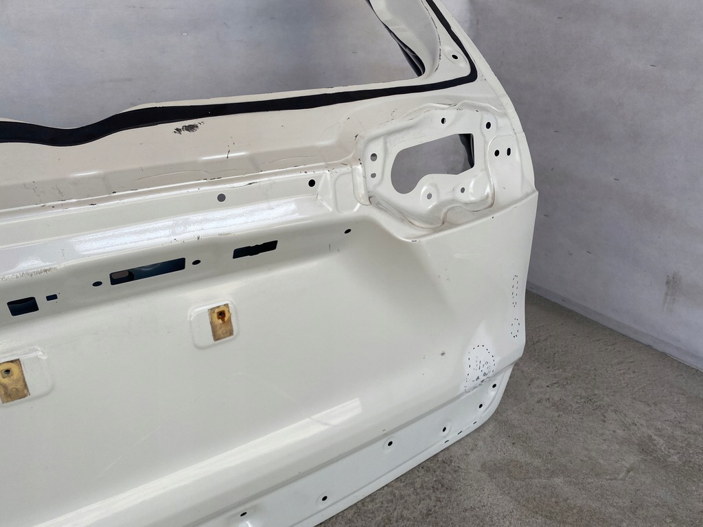 фото №6, Toyota rav4 rav-4 v 2018r- крышка багажника багажника задняя