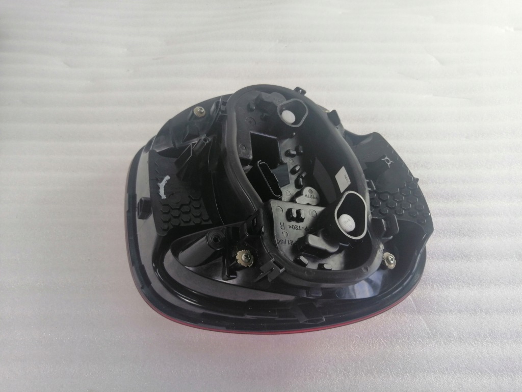Smart forfour fortwo фара задний правая a4539063200 в Украине