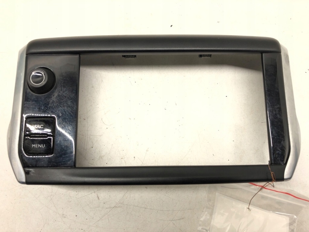 фото №1, Рамка радио peugeot 208 12-22