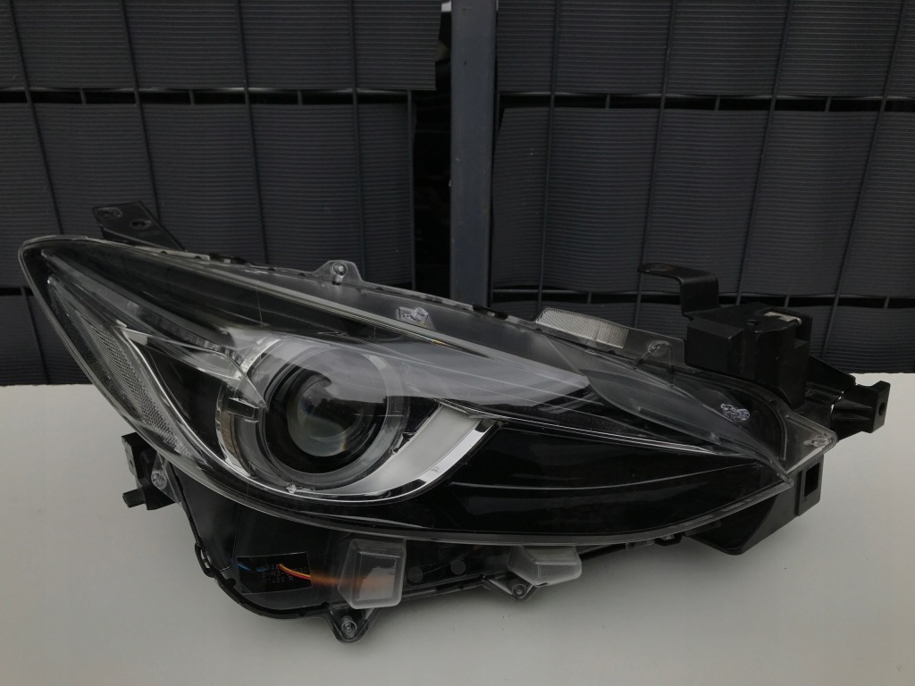 Купить Mazda 3 3 правая фара перед передняя ксенон led 2013-2016