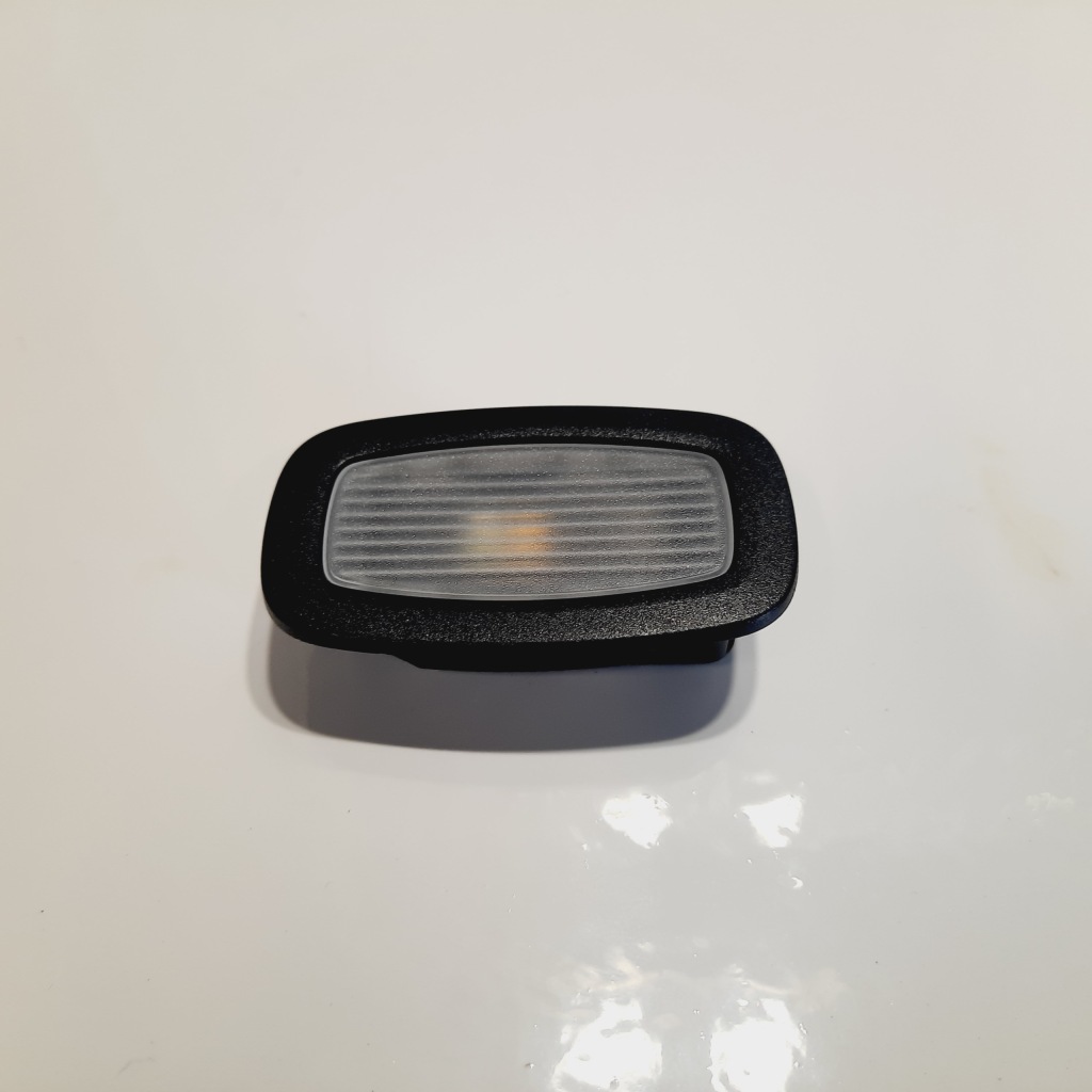 фото №1, Mercedes c-klasa w205 лампа стельовий a0009063105