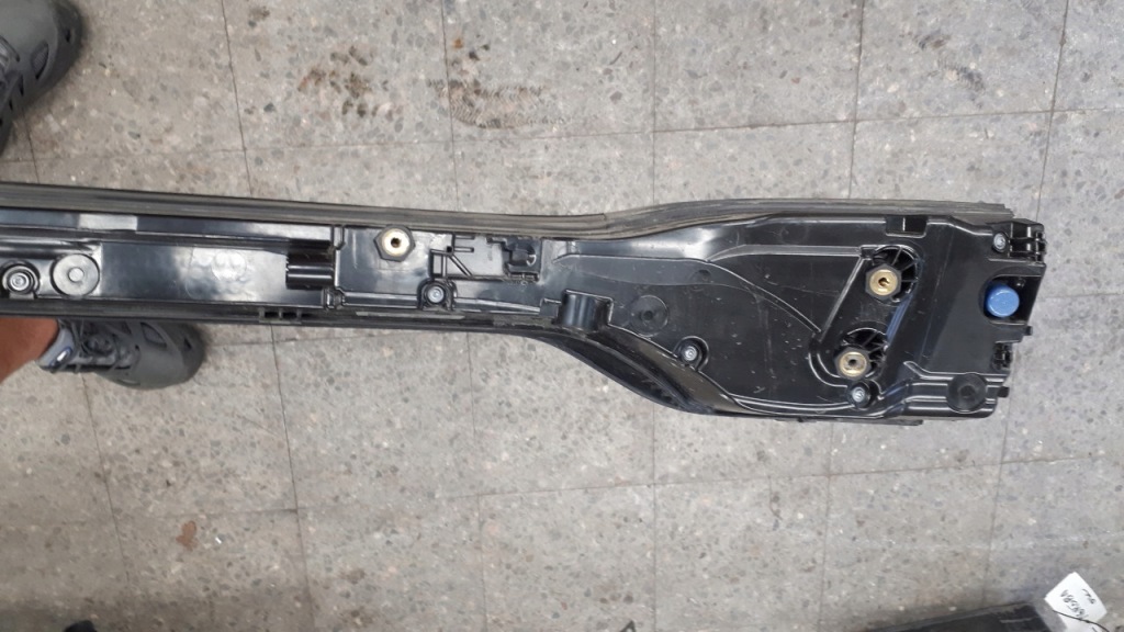 95b945098c накладка фара задній porsche macan 95b рестайлінг  led 18- Ціна