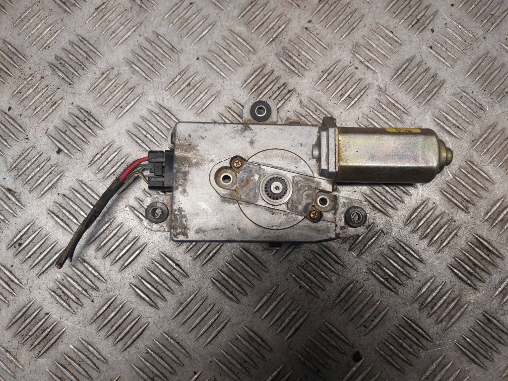 фото №1, Моторчик люк subaru forester i lift