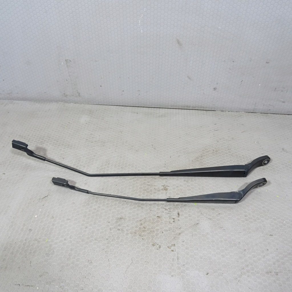 фото №1, Peugeot 208 рычаги дворник перед 9673292080