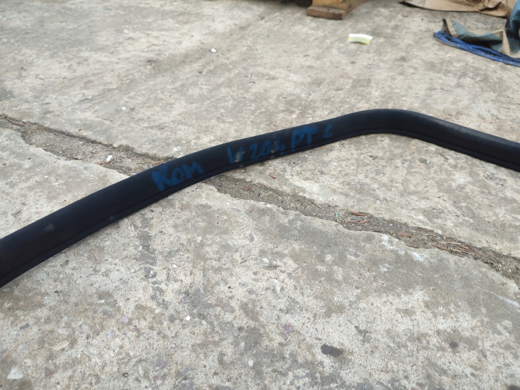 фото №13, Прокладка правый задняя правая задняя mercedes w204 kombi