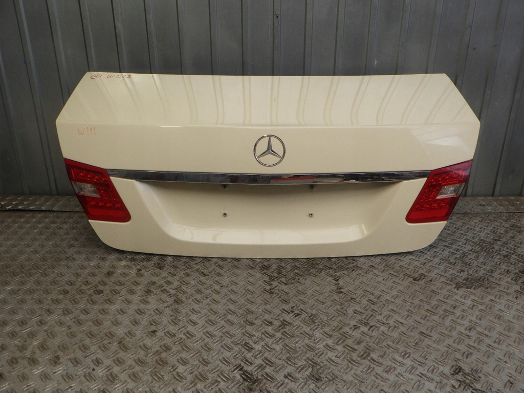 фото №1, Mercedes w212 sedan крышка багажника задняя задняя багажника