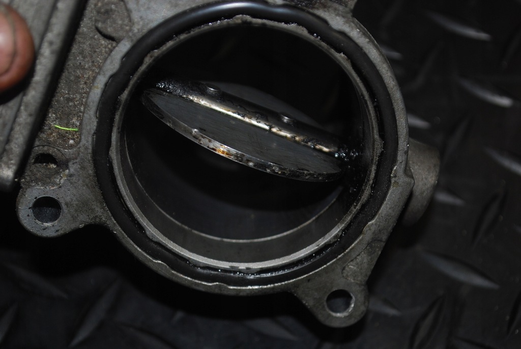 фото №11, Дросельна заслінка audi a4 b7 bkn 3.0 8e0145950d