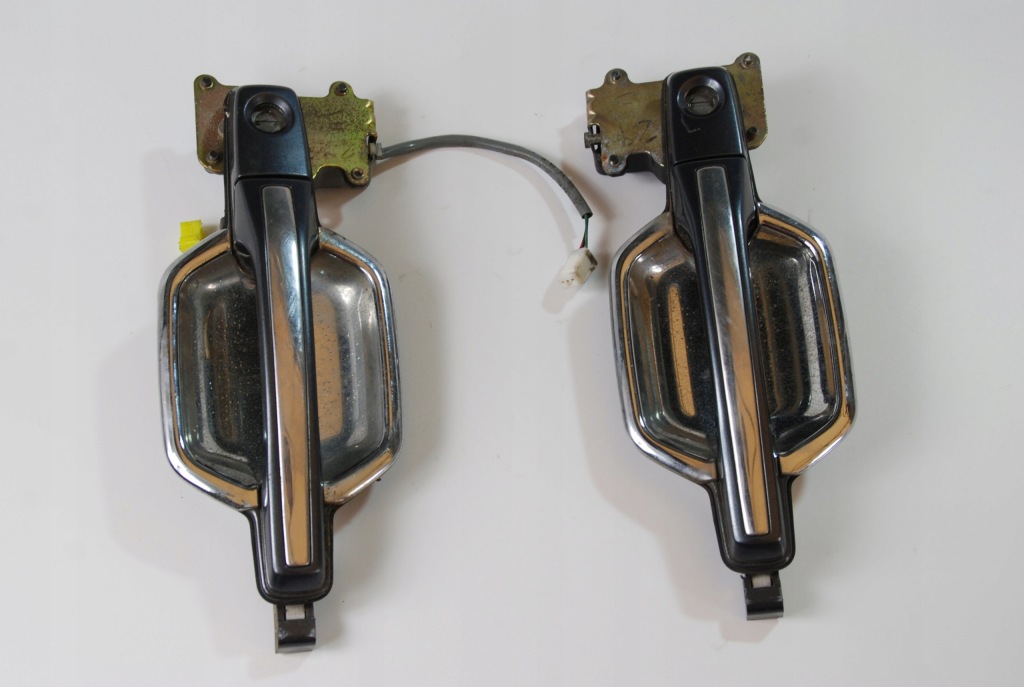 Купити Ручка зовнішня l / p перед комплект хром mitsubishi pajero 3