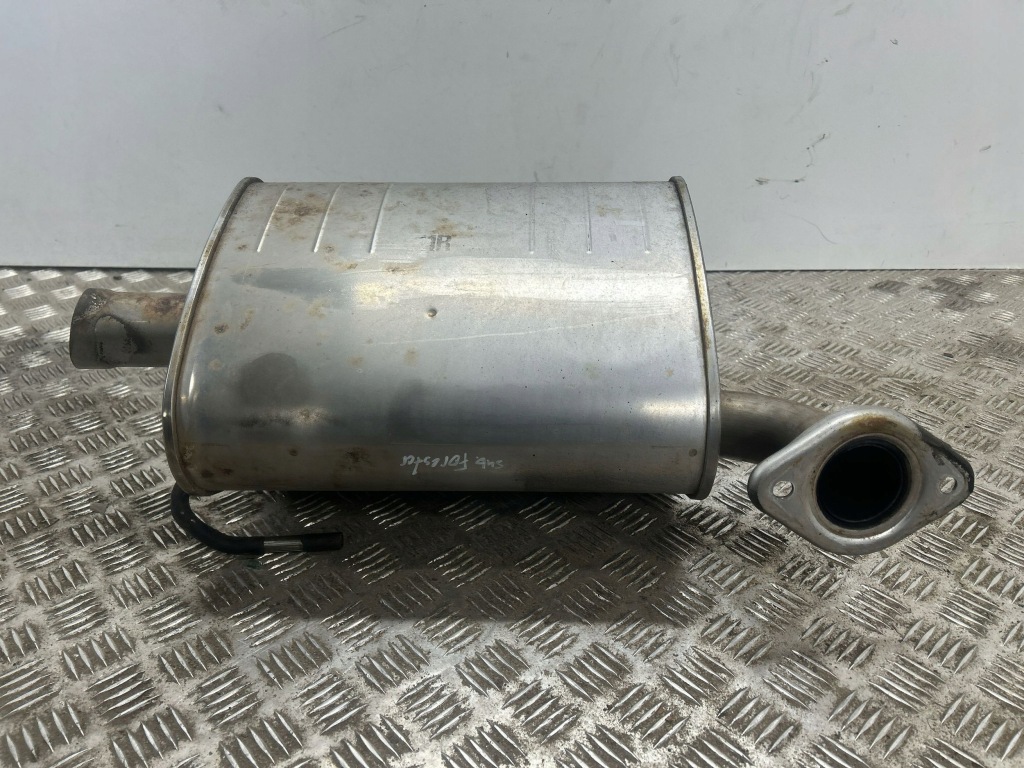 Задня труба вихлопна subaru forester sk 44300sj012 Зі Шроту
