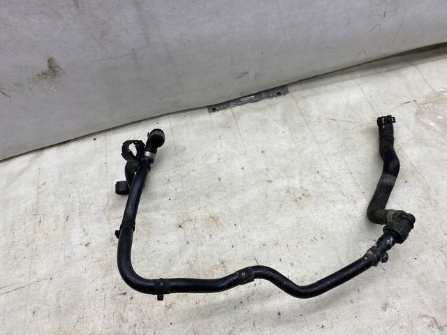 Jaguar i-pace шланг радіатора j9d380148ab Оригінал