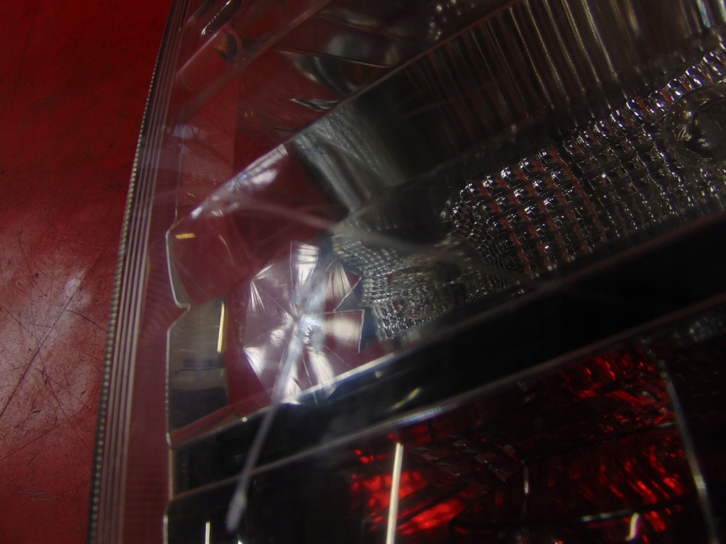 фото №10, Toyota prius 2 ii w20 лампа задня права 03-09