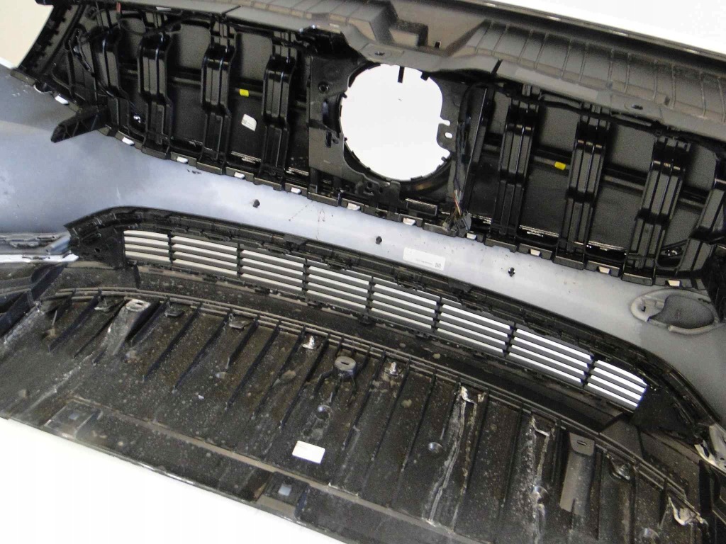 фото №15, Mercedes eqa h243 243 бампер нижняя часть bez pts