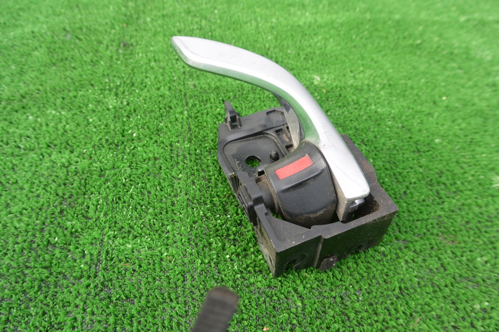 фото №3, Ручка дверь внутренняя левая перед mazda cx9 ii eu