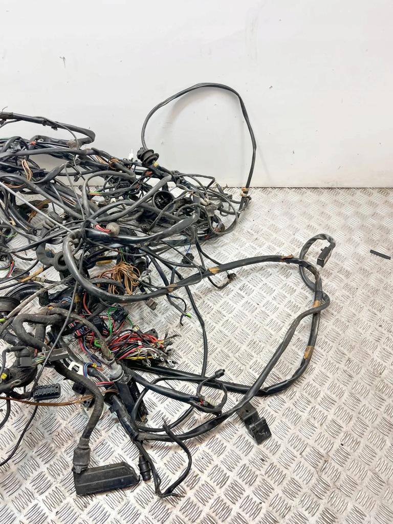 фото №8, Джгут кабелі mercedes-benz sl r107 a1075403007 33337815 3.8l 150kw 1985