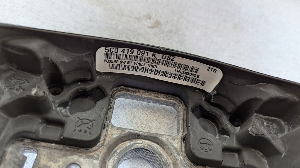 фото №8, Повітропровід шкіра vw golf vi